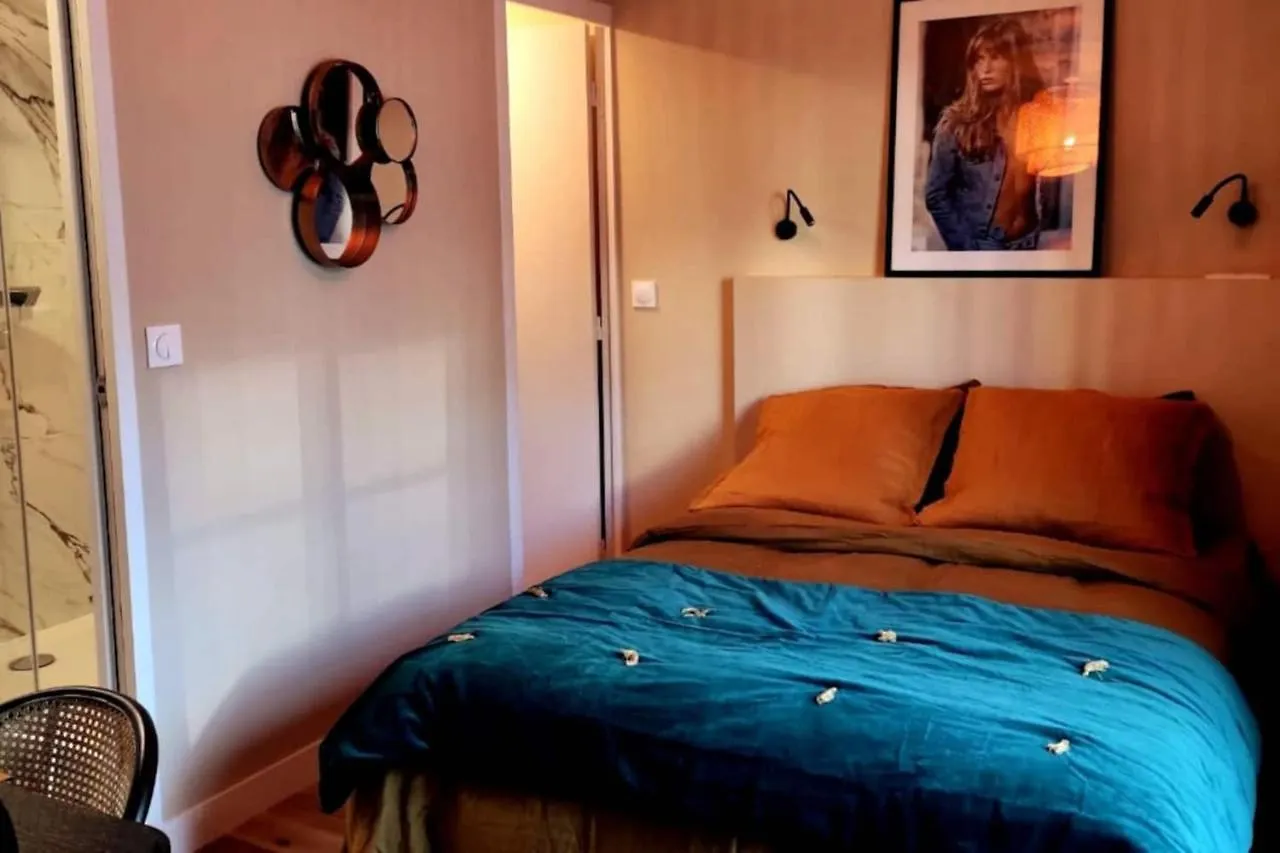 Cosy 1 Bedroom Apartment In Paris 0*,  France