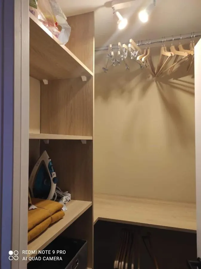Cosy 1 Bedroom Apartment In Paris France